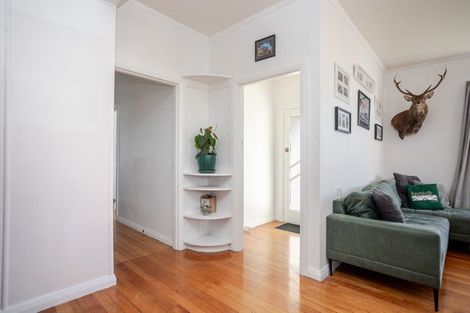 Photo of property in 3 Victoria Avenue, Dannevirke, 4930