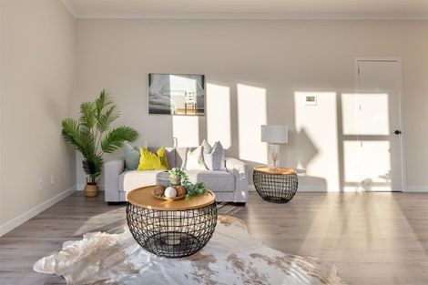 Photo of property in 16 Taiororua Avenue, Massey, Auckland, 0614