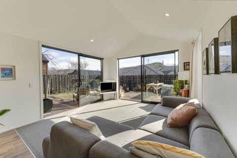 Photo of property in 21 Dewar Street, Lake Hayes, Queenstown, 9304