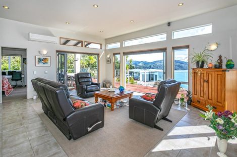Photo of property in 2 Fantail Terrace, Tairua, 3508