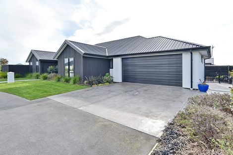 Photo of property in 41a Taiore Crescent, Marshland, Christchurch, 8083