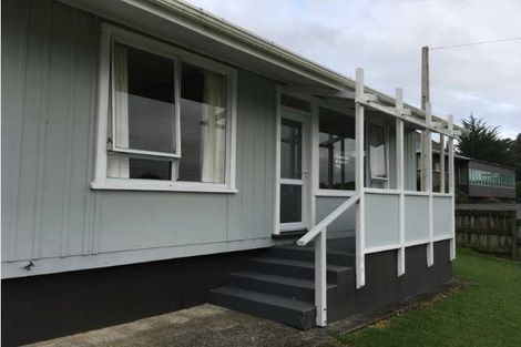 Photo of property in 42 View Street, Maungaturoto, 0520