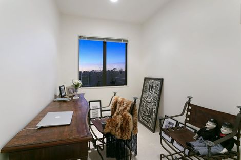 Photo of property in 1/3a Richards Avenue, Forrest Hill, Auckland, 0620