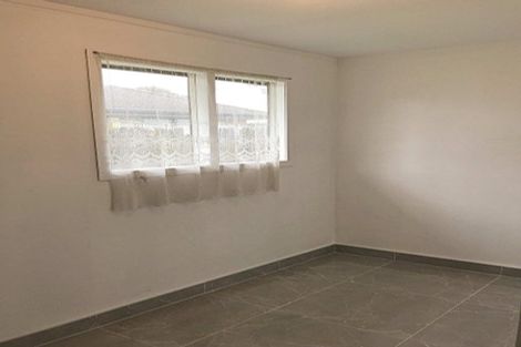 Photo of property in 6 Tangelo Place, Bucklands Beach, Auckland, 2012