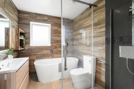 Photo of property in 6 Westburn Terrace, Burnside, Christchurch, 8041