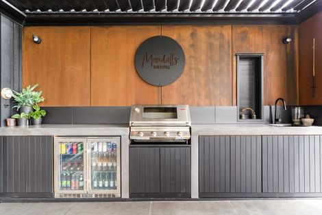 Photo of property in 32 Tindalls Bay Road, Tindalls Beach, Whangaparaoa, 0930