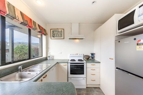 Photo of property in 37a Spackman Crescent, Paraparaumu, 5032