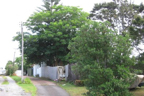 Photo of property in 1/36 Cresta Avenue, Beach Haven, Auckland, 0626