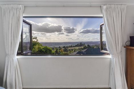 Photo of property in 12 Margan Place, Red Hill, Papakura, 2110