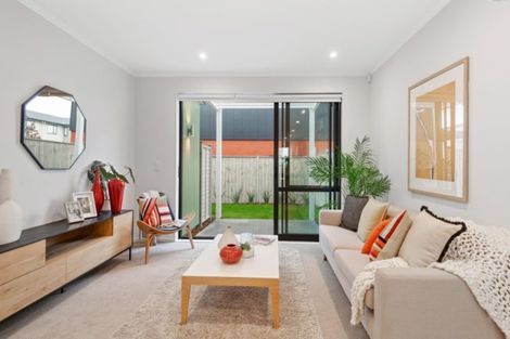 Photo of property in 3 Bonnette Road, Flat Bush, Auckland, 2019