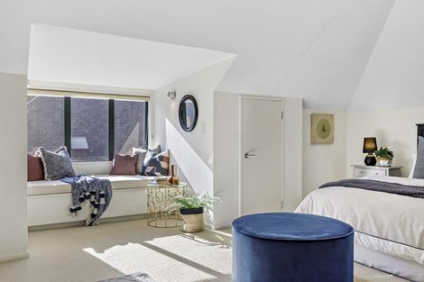 Photo of property in 7 Futuna Close, Karori, Wellington, 6012