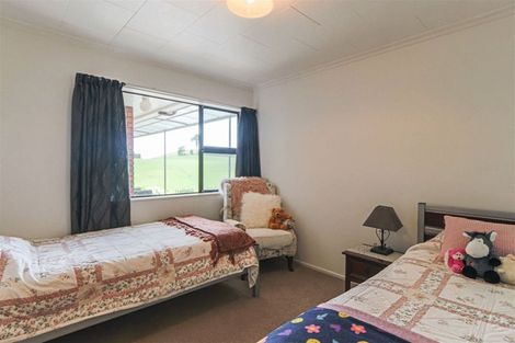 Photo of property in 1091 Upland Road, Egmont Village, Inglewood, 4386