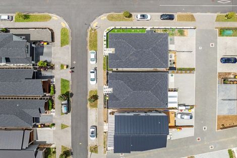 Photo of property in 4 Rorotu Avenue, Karaka, Papakura, 2113