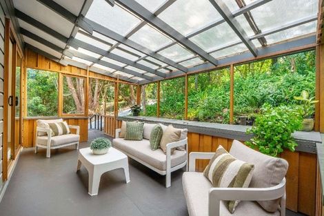 Photo of property in 32 Rosecamp Road, Beach Haven, Auckland, 0626