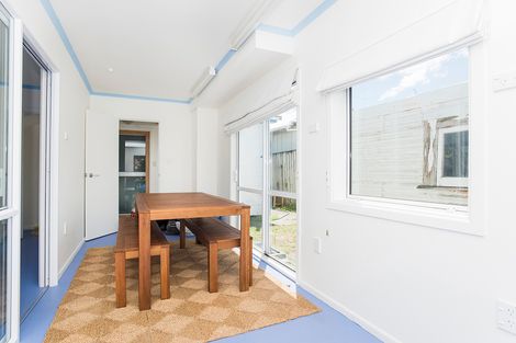 Photo of property in 92 Awapuni Road, Awapuni, Gisborne, 4010