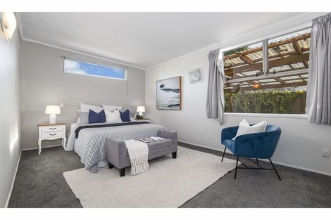 Photo of property in 3 Tirita Street, Kawaha Point, Rotorua, 3010