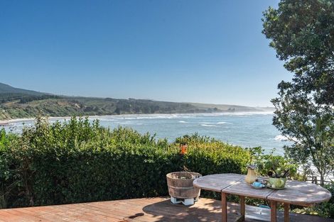 Photo of property in 55 Shag Point Road, Shag Point, Palmerston, 9482