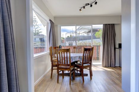 Photo of property in 190 Sandwich Road, St Andrews, Hamilton, 3200