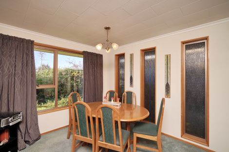 Photo of property in 10 Walker Place, Rangiora, 7400