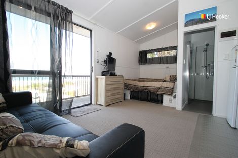 Photo of property in 31 Queen Street, Brighton, Dunedin, 9035