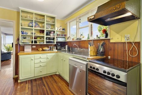 Photo of property in 1/6 Titoki Avenue, Mangere Bridge, Auckland, 2022