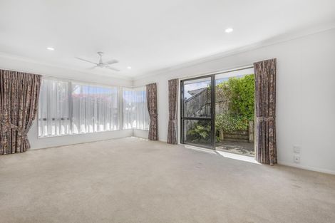 Photo of property in 5/31 Nicholas Road, Somerville, Auckland, 2014