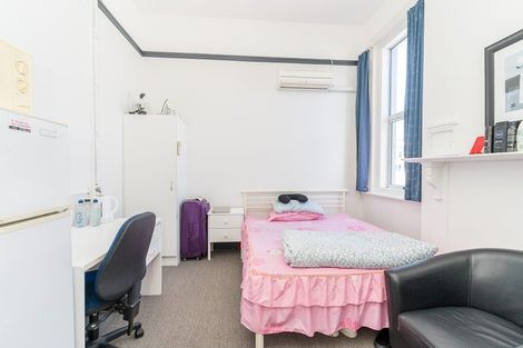 Photo of property in 39 Royal Terrace, Dunedin Central, Dunedin, 9016