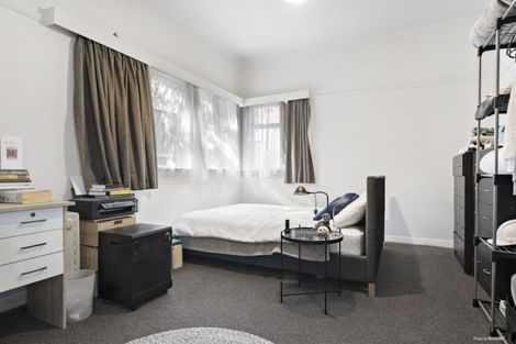 Photo of property in 1/57 Hawker Street, Mount Victoria, Wellington, 6011