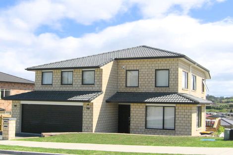 Photo of property in 20 Nimstedt Avenue, Oteha, Auckland, 0632