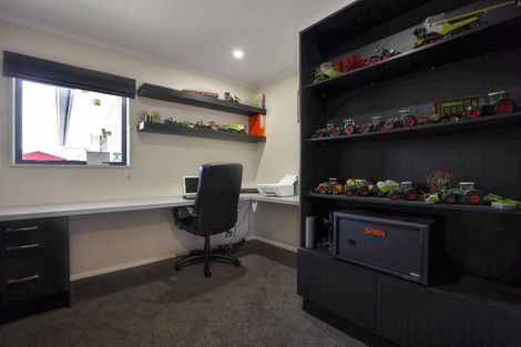 Photo of property in 22 Anne Street, Tinwald, Ashburton, 7700