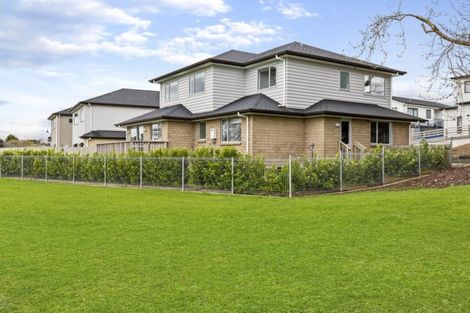 Photo of property in 2f Wood Street, Papakura, 2110