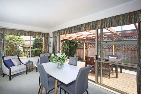 Photo of property in 35a Youngs Road, Papakura, 2110