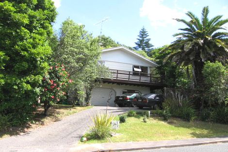 Photo of property in 60 Salamanca Road, Sunnynook, Auckland, 0620