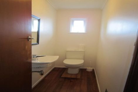 Photo of property in 7 Coronation Street, Belmont, Auckland, 0622