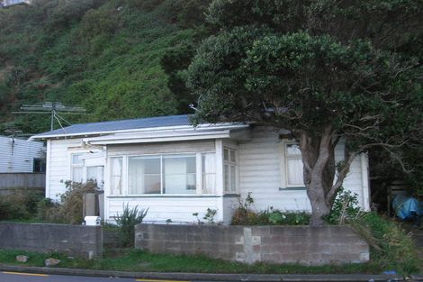 Photo of property in 26 Moana Road, Plimmerton, Porirua, 5026