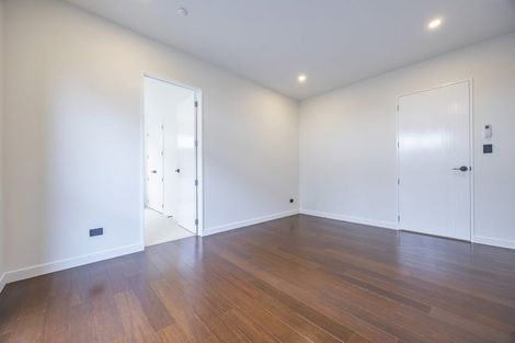 Photo of property in 29 Cara Avenue, Kumeu, 0810