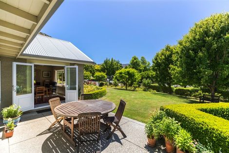 Photo of property in 33 Ferry Hill Drive, Lower Shotover, Queenstown, 9371