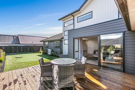 Photo of property in 2 Walter Lawry Road, Paerata, Pukekohe, 2124