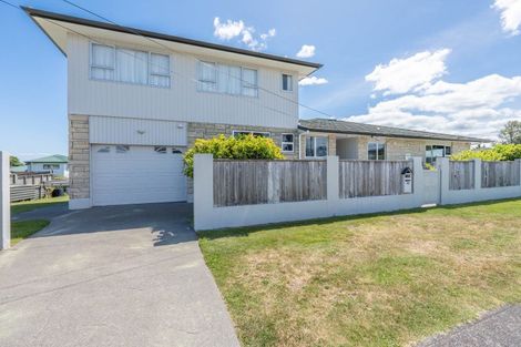 Photo of property in 43 Ngamotu Road, Hilltop, Taupo, 3330