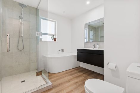 Photo of property in 46 Nevada Drive, Merrilands, New Plymouth, 4312