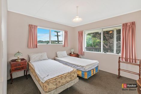 Photo of property in 212 Seaforth Road, Waihi Beach, 3611