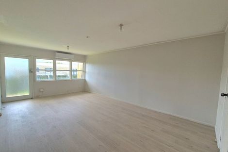 Photo of property in 2/109a Kolmar Road, Papatoetoe, Auckland, 2025