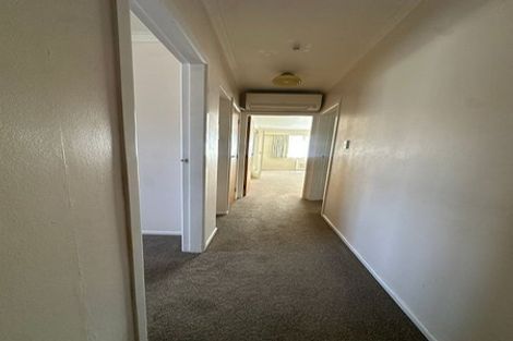 Photo of property in 38 Whitemans Road, Silverstream, Upper Hutt, 5019