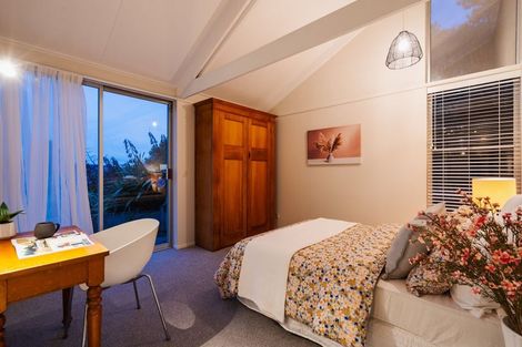 Photo of property in 109 Cliffs Road, Saint Clair, Dunedin, 9012