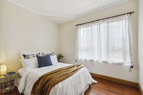 Photo of property in 25 Happy Valley Road, Owhiro Bay, Wellington, 6023