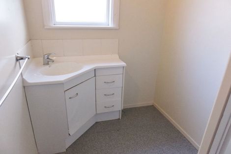 Photo of property in 345 Riccarton Road, Upper Riccarton, Christchurch, 8041