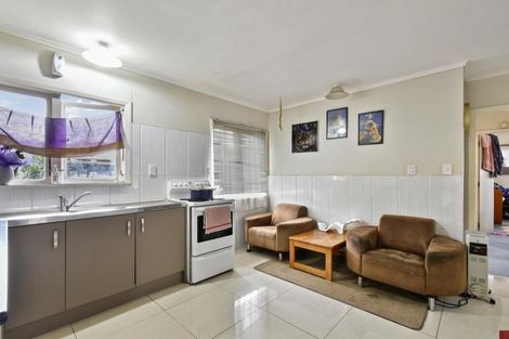 Photo of property in 1/13 Rollerson Street, Papakura, 2110