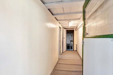 Photo of property in 3/341 Devon Street West, New Plymouth, 4310