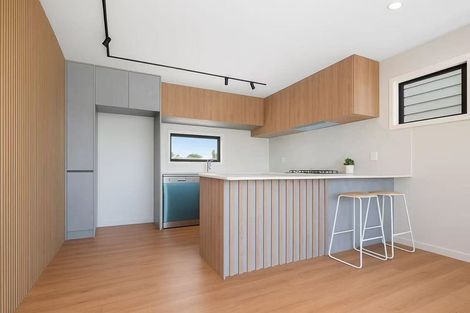 Photo of property in 95d Kervil Avenue, Te Atatu Peninsula, Auckland, 0610