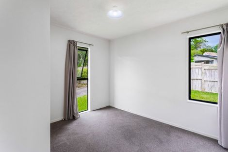 Photo of property in 44 Hale Crescent, Bayview, Auckland, 0629